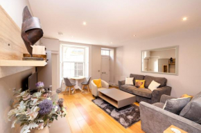 JOIVY Splendid 1-BR Flat near Edinburgh Castle